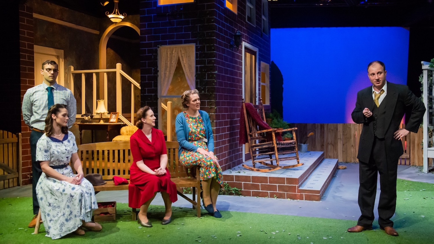 Finding creativity in the repetition of t