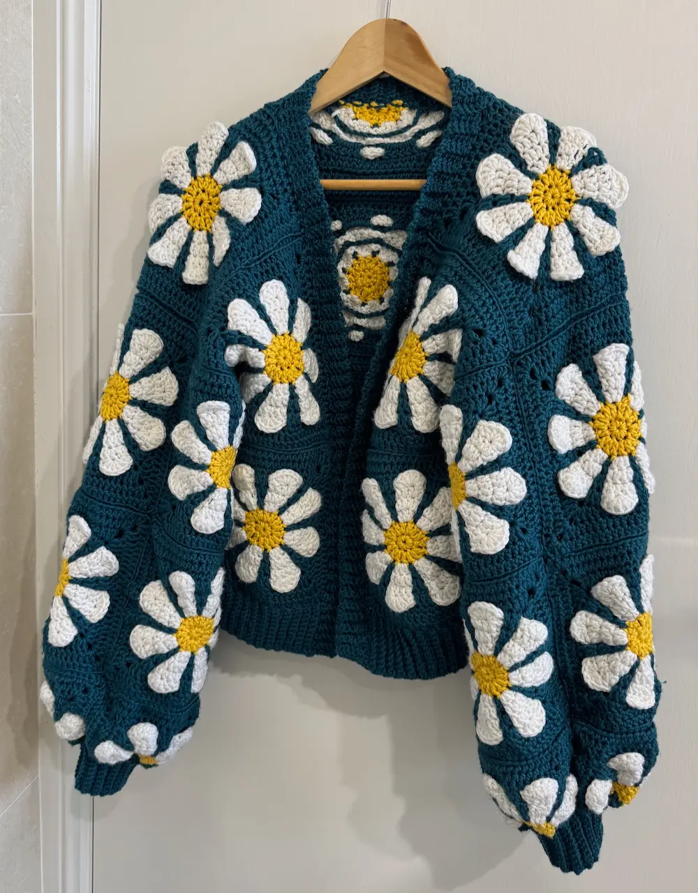 Crochet daisy cardigan